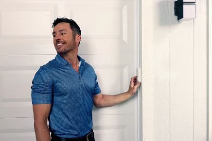 LiftMaster Keypad L979M - In Use